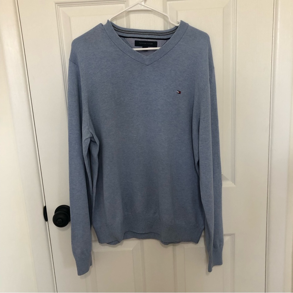 Tommy Hilfiger Men's Long Sleeve Cotton V-Neck Pullover Sweater - Size Large